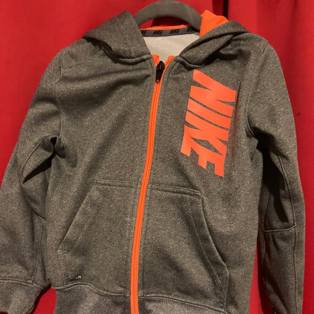 Nike Boys Hooded Sweatshirt Toddler 4T, Gray and Orange